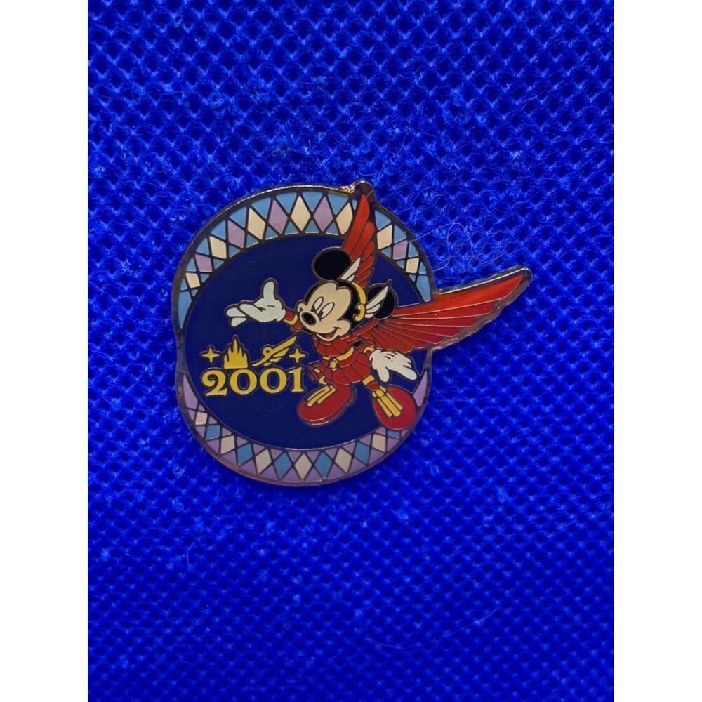2001 Tokyo Disneyland Greek Mickey Mouse Disney pin‎